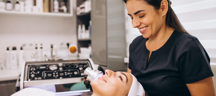 Mobiliario y sillas para estética